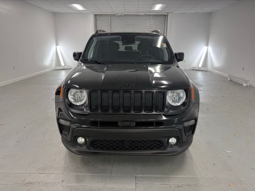 Used 2023 Jeep Renegade Altitude SUV
