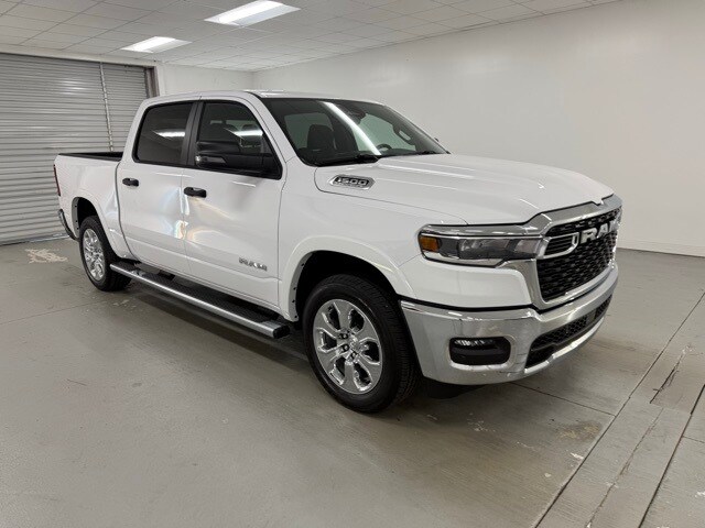 2026 Ram 1500 Big Horn photo 3