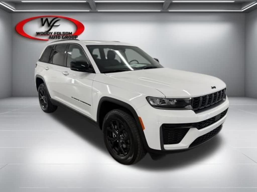 New 2026 Jeep Grand Cherokee LAREDO ALTITUDE 4X4 Sport Utility