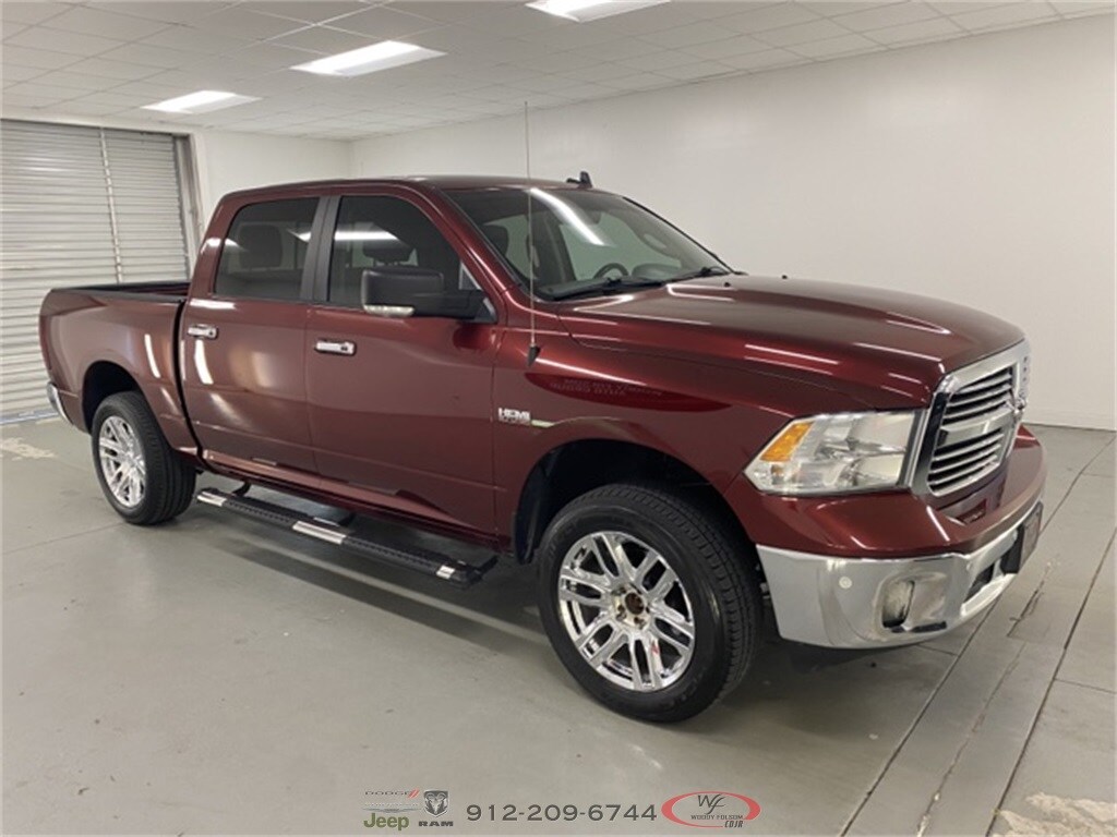 2016 Ram 1500 Big Horn photo 3