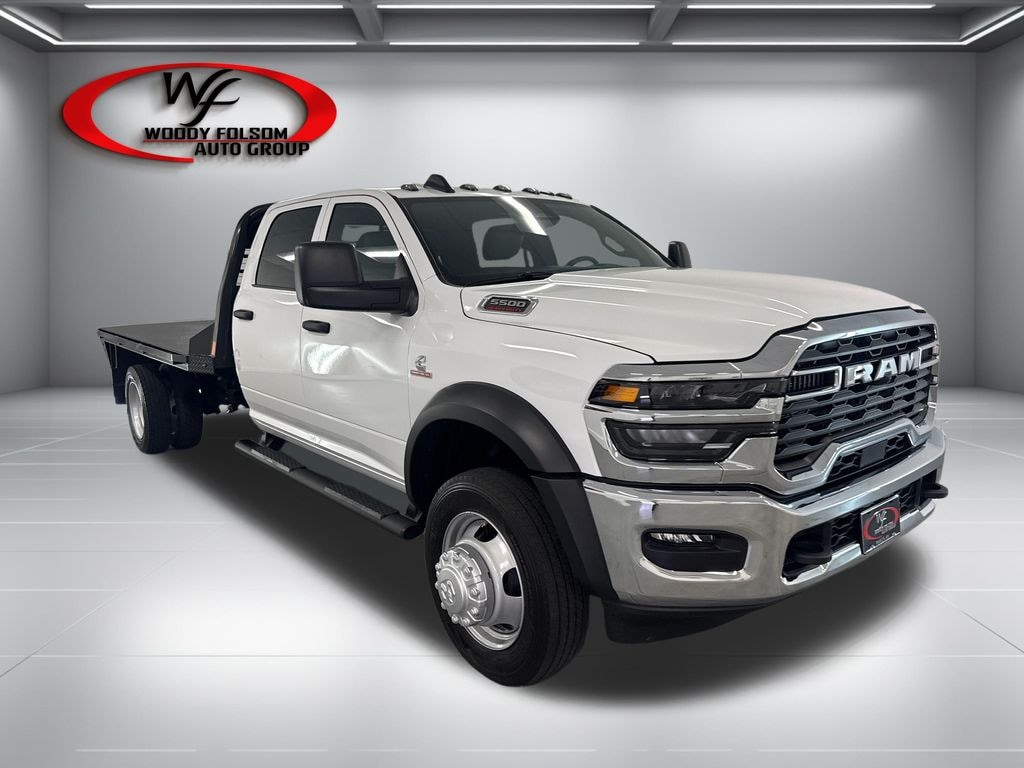 New 2026 Ram 5500 Chassis Cab TRADESMAN CREW 4X4 84' CA Pickup