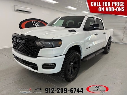 2026 Ram 1500 BIG HORN CREW CAB 4X4 5'7 BOX Pickup
