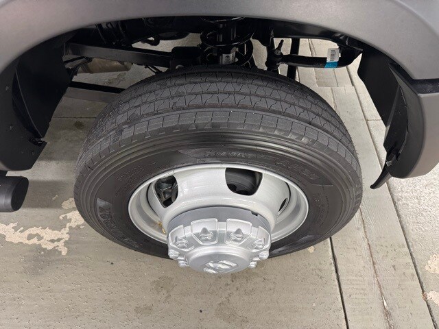 2026 Ram 5500 Tradesman photo 3