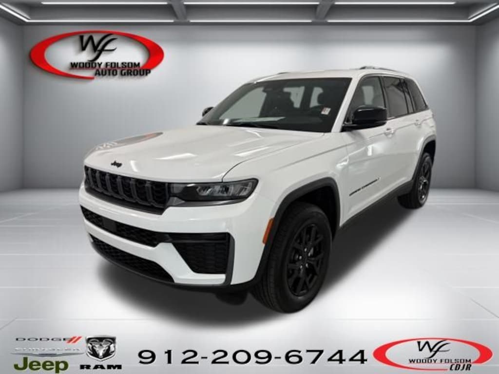 New 2026 Jeep Grand Cherokee LAREDO ALTITUDE 4X4 Sport Utility