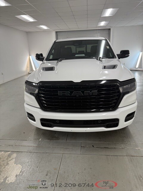 2026 Ram 1500 Laramie photo 2