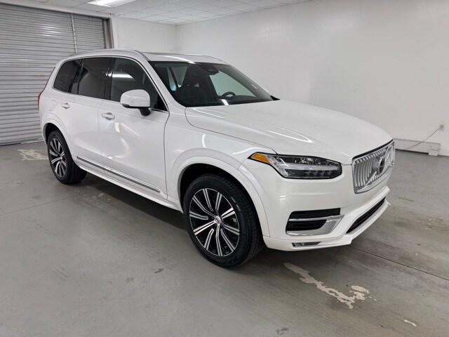 2024 Volvo XC90 Core photo 3