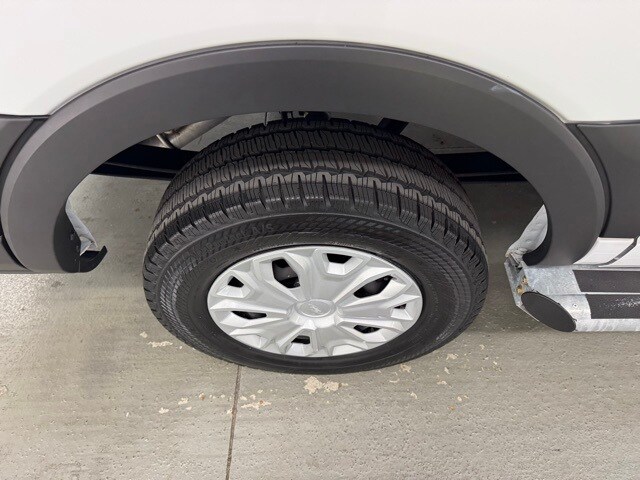 2024 Ford Transit Cargo Van photo 4