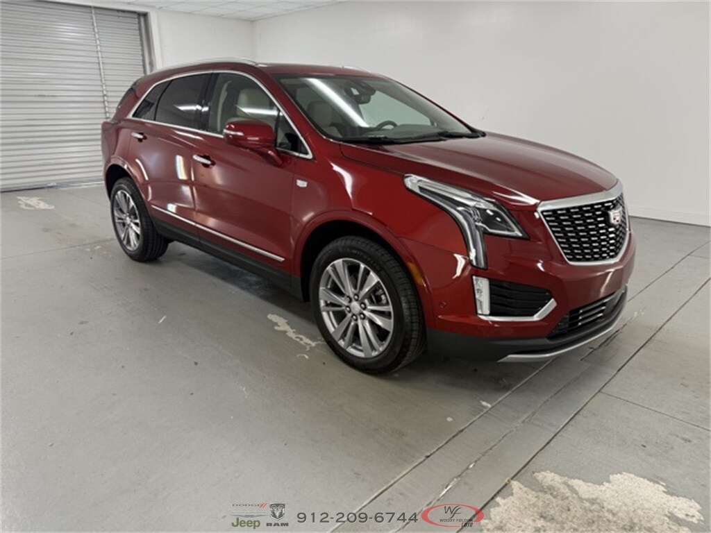 2024 Cadillac XT5 Premium Luxury photo 3