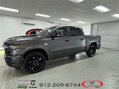 2026 Ram 1500 LARAMIE CREW CAB 4X4 5'7 BOX Pickup
