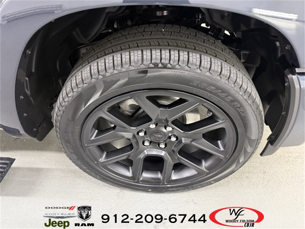 2026 Ram 1500 Laramie photo 2