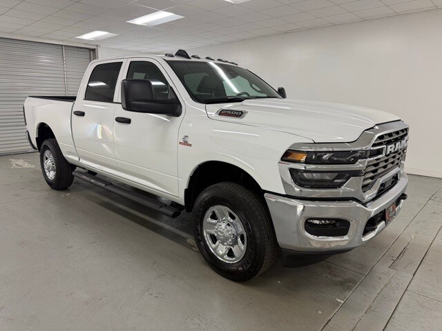 2026 Ram 2500 Tradesman photo 3