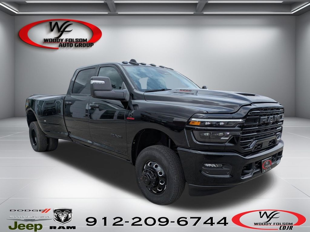 New 2026 Ram 3500 LARAMIE CREW CAB 4X4 8' BOX Pickup