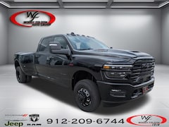 2026 Ram 3500 LARAMIE CREW CAB 4X4 8' BOX Pickup