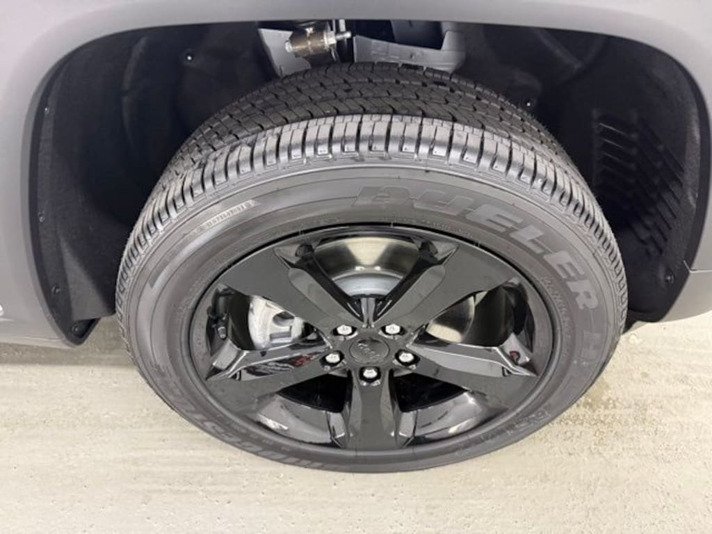 New 2025 Jeep Grand Cherokee L ALTITUDE X 4X2 Sport Utility