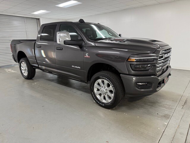 2025 Ram 2500 Laramie photo 3