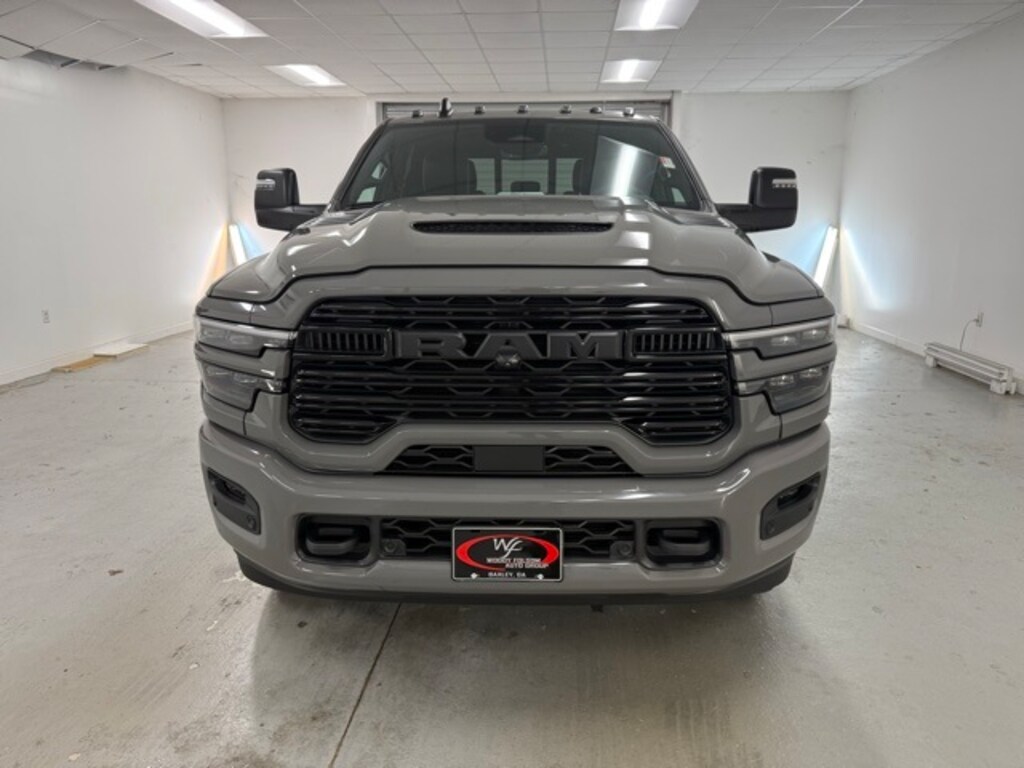 New 2026 Ram 2500 LARAMIE CREW CAB 4X4 6'4 BOX Pickup