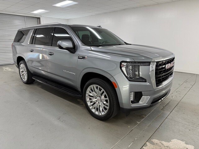 2023 Gmc Yukon XL SLE photo 3