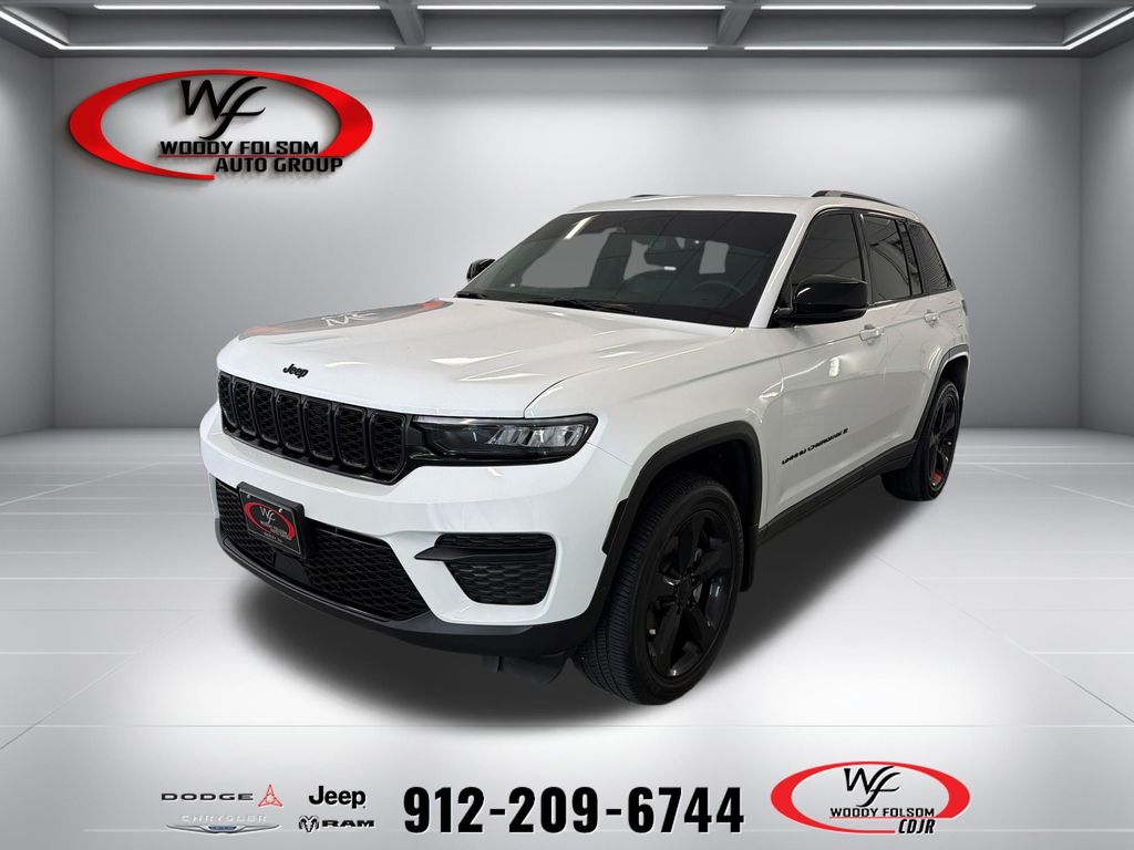 2025 Jeep Grand Cherokee Altitude
