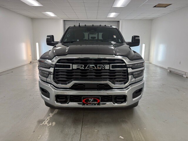 2025 Ram 3500 Big Horn photo 2