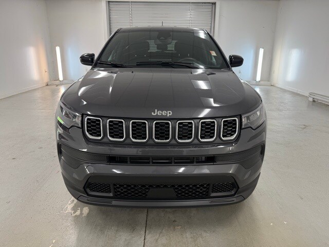 Used 2024 Jeep Compass Sport with VIN 3C4NJDAN2RT148526 for sale in Baxley, GA