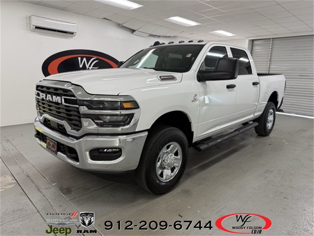 New 2026 Ram 2500 TRADESMAN CREW CAB 4X4 6'4 BOX Pickup