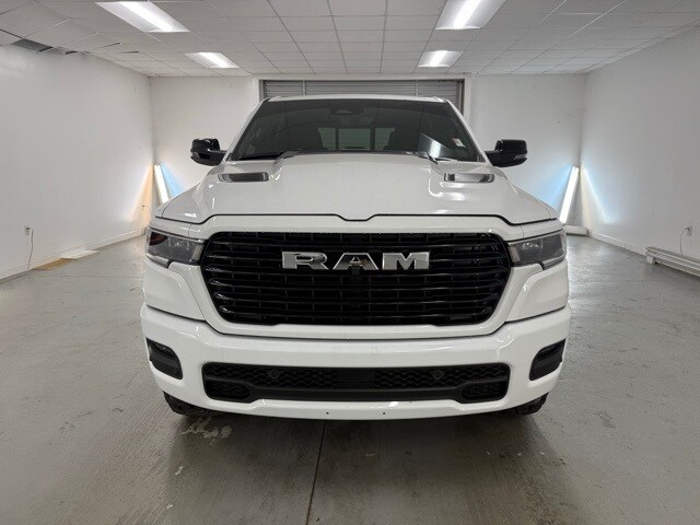 2025 Ram 1500 Laramie photo 2