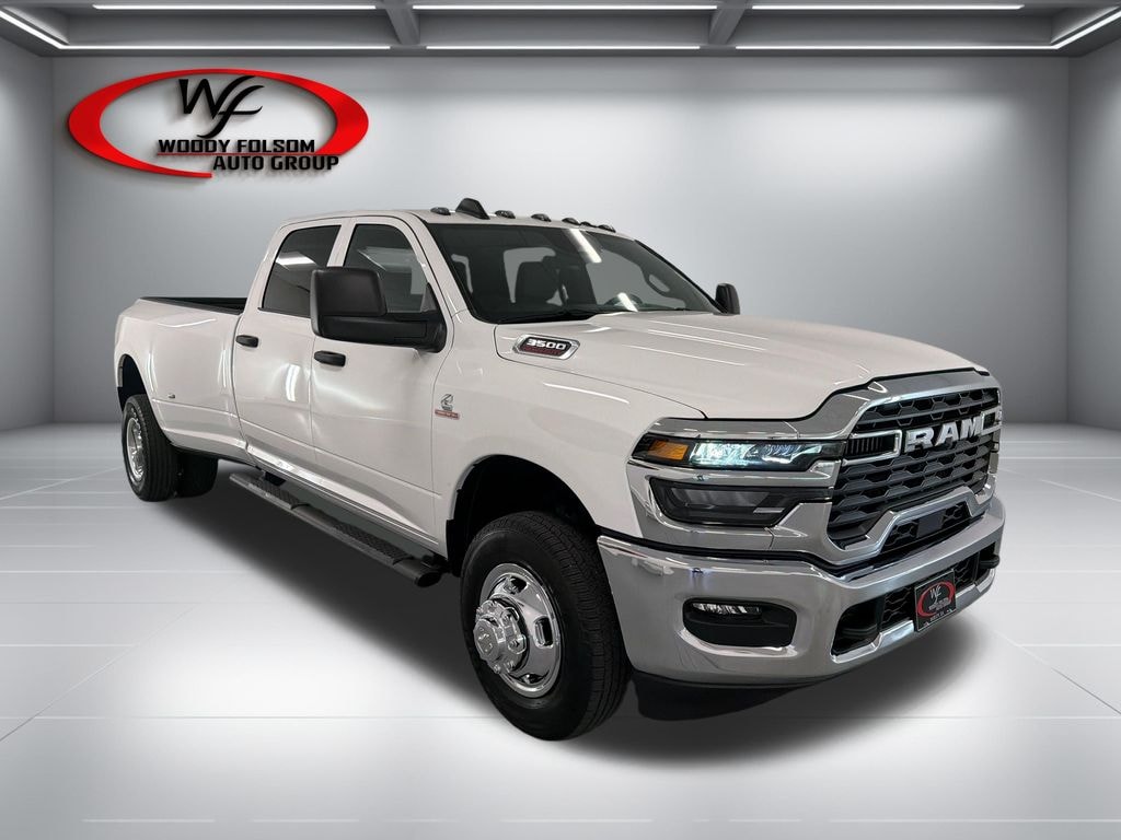 New 2026 Ram 3500 TRADESMAN CREW CAB 4X4 8' BOX Pickup