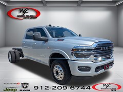 2026 Ram 3500 BIG HORN CREW CAB CHASSIS 4X4 60' CA Pickup