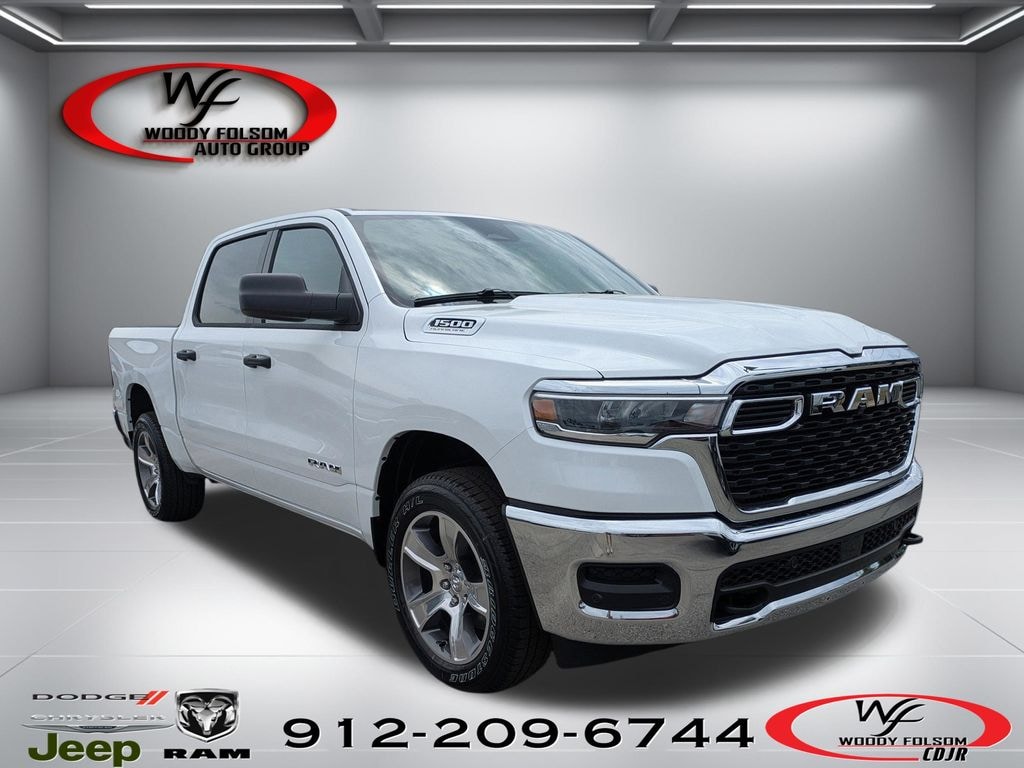 New 2026 Ram 1500 TRADESMAN CREW CAB 4X4 5'7 BOX Pickup