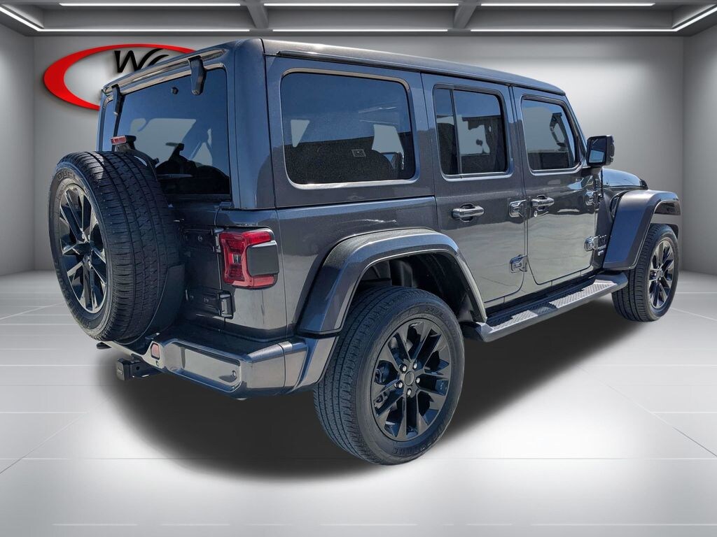 Used 2021 Jeep Wrangler Unlimited Sahara High Altitude SUV