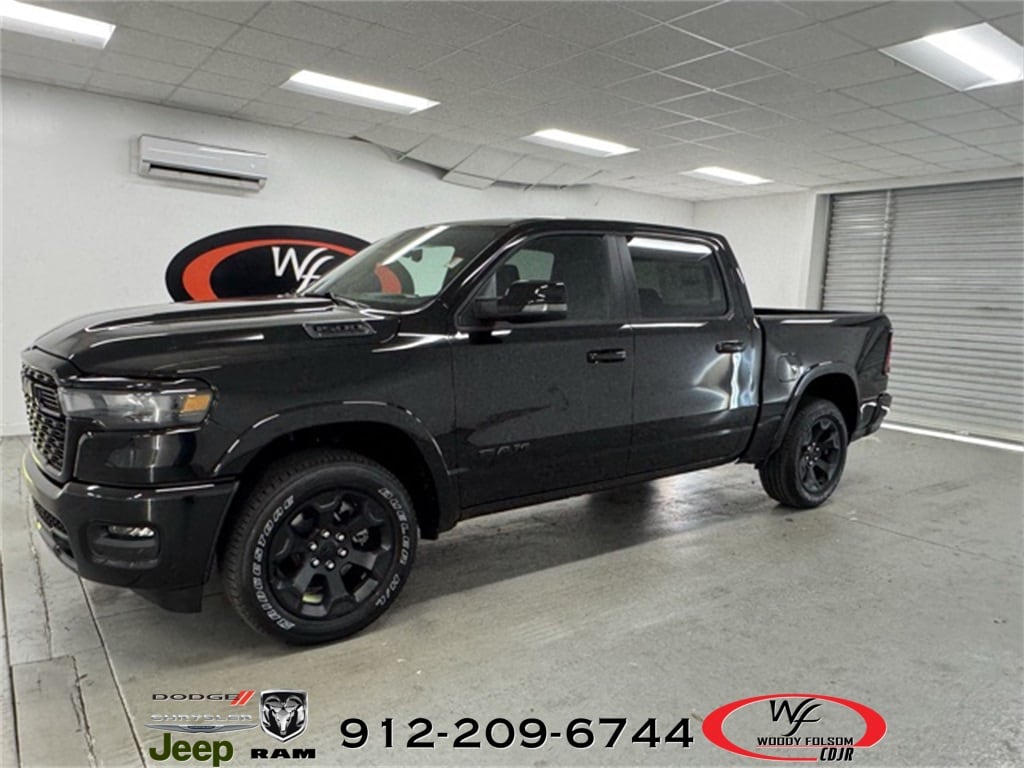 New 2026 Ram 1500 BIG HORN CREW CAB 4X4 5'7 BOX Pickup