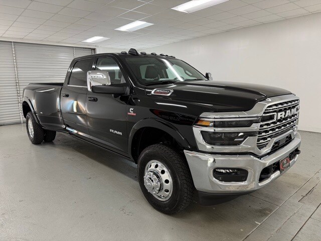 2026 Ram 3500 Limited Longhorn photo 3
