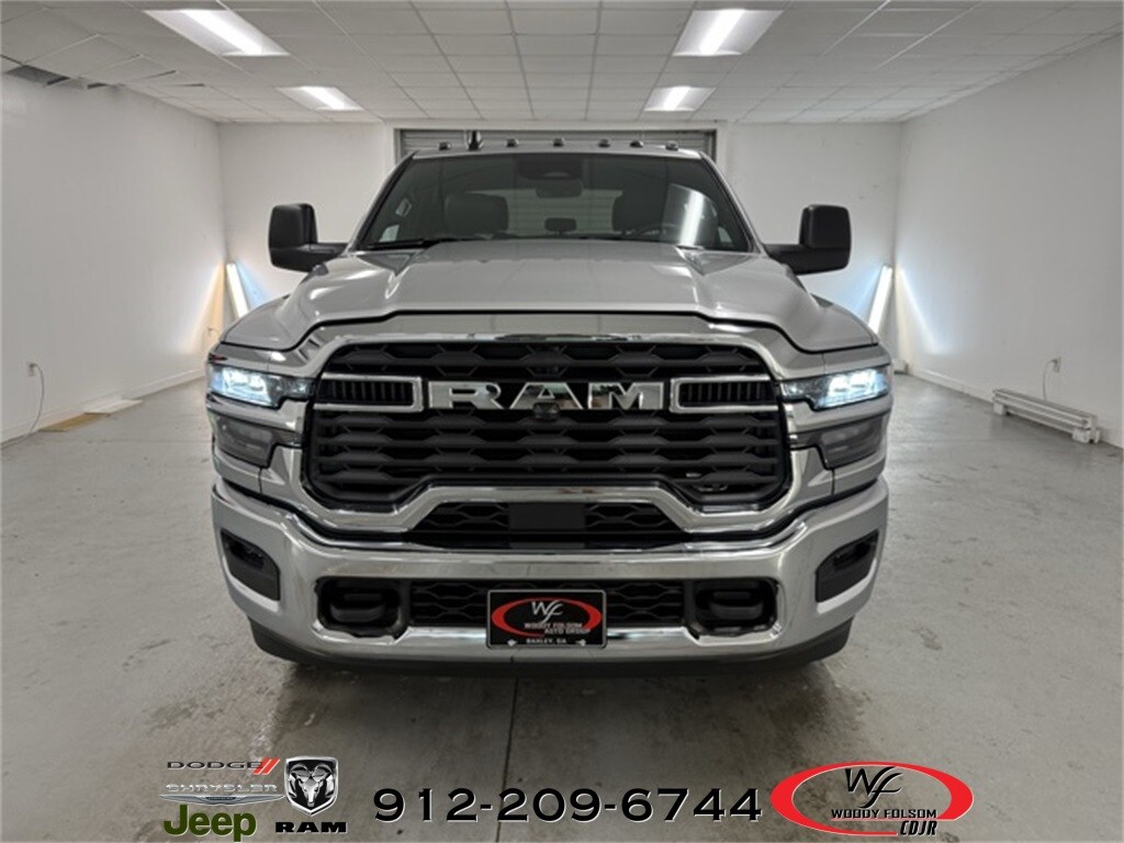2026 Ram 2500 Tradesman photo 2