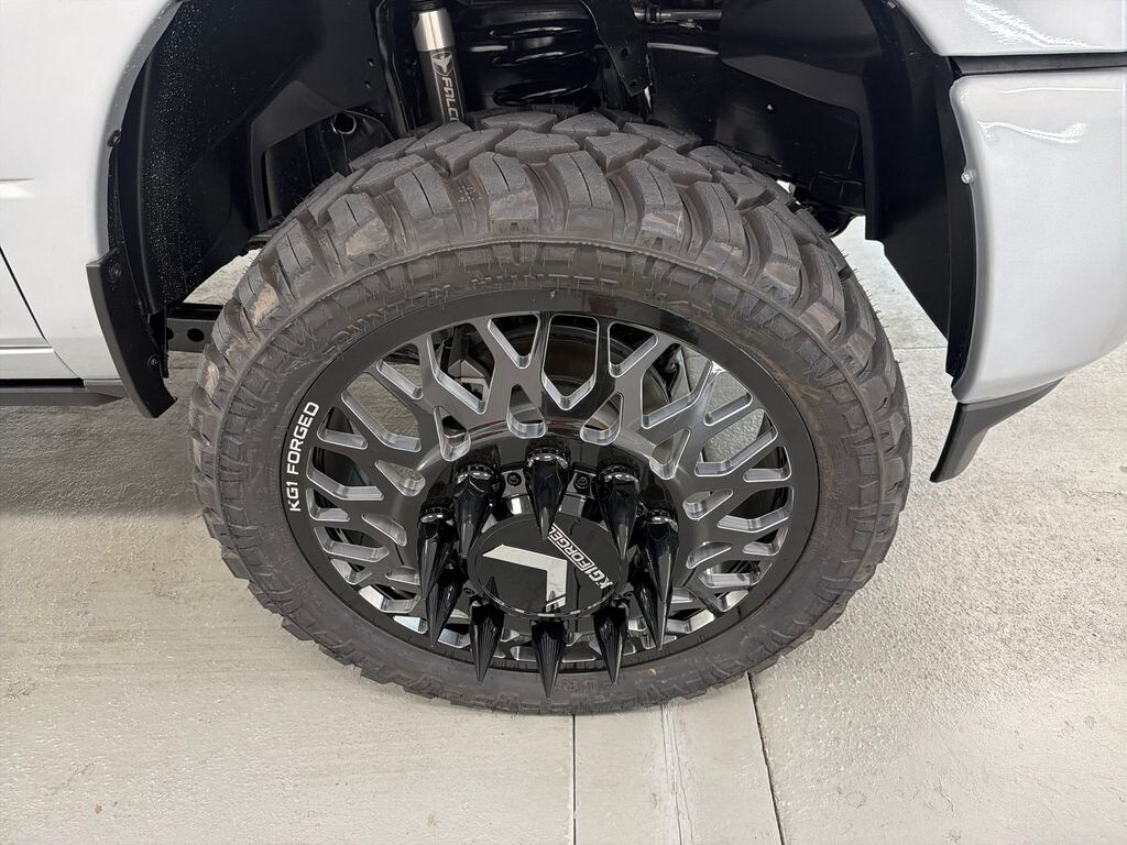New 2026 Ram 3500 LARAMIE CREW CAB 4X4 8' BOX Pickup