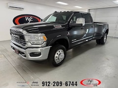 2024 Ram 3500 Limited Truck Crew Cab
