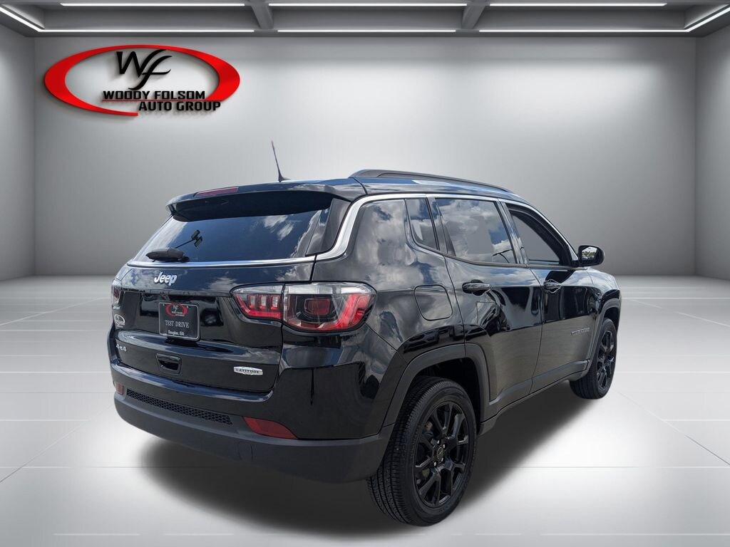 Used 2025 Jeep Compass Latitude SUV