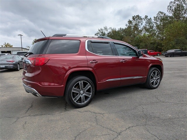 2017 Gmc Acadia Denali photo 3
