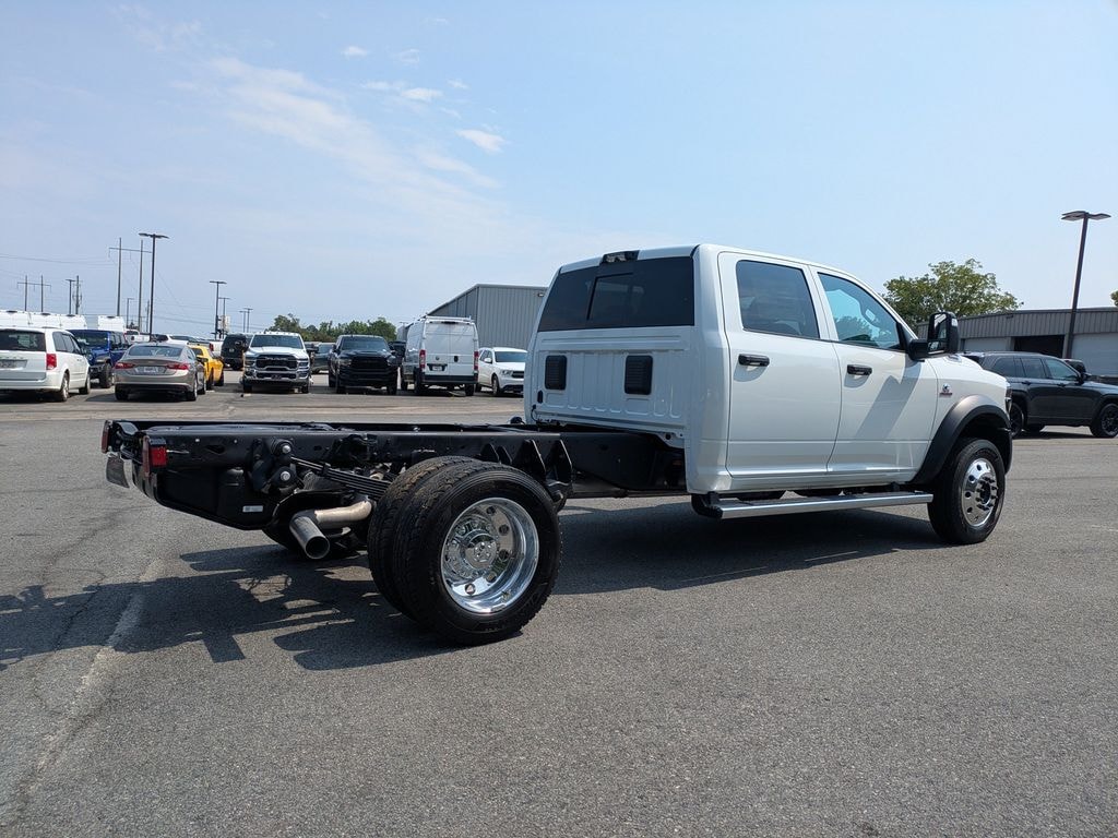 New 2026 Ram 4500 Chassis Cab TRADESMAN CREW 4X4 60' CA Pickup