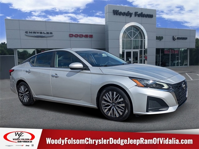 2023 Nissan Altima SV