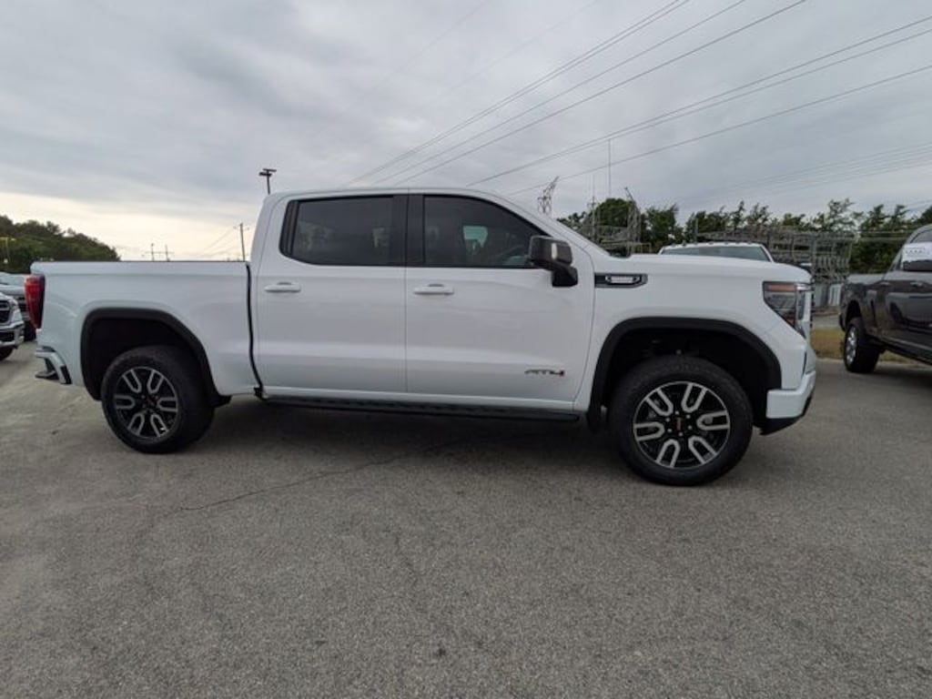 Used 2025 GMC Sierra 1500 AT4 Truck
