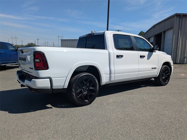 2026 Ram 1500 Laramie photo 3