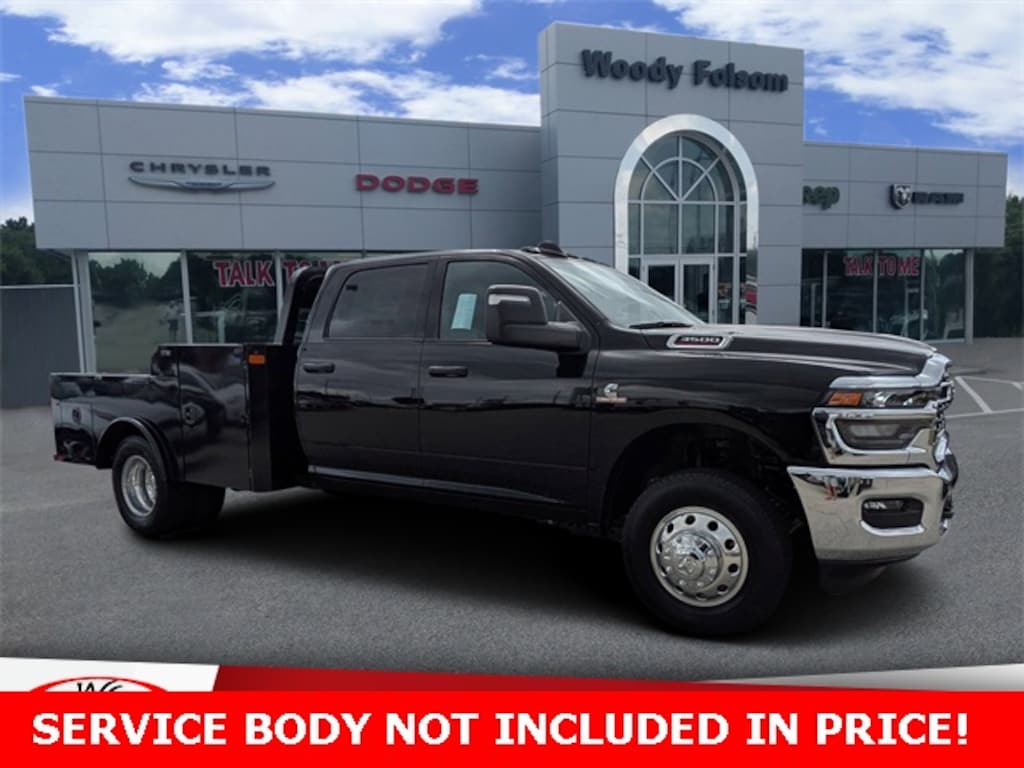 New 2025 Ram 3500 Chassis Cab 3500 TRADESMAN CREW CAB CHASSIS 4X4 60' CA Pickup