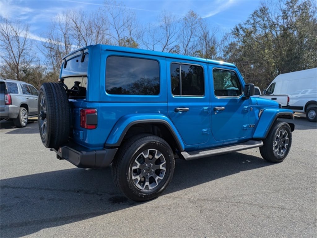 New 2026 Jeep Wrangler 4-DOOR SAHARA Sport Utility