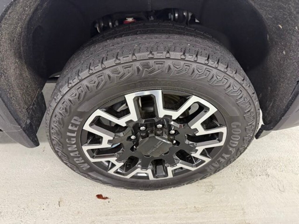 Used 2024 GMC Sierra 2500HD Denali Truck