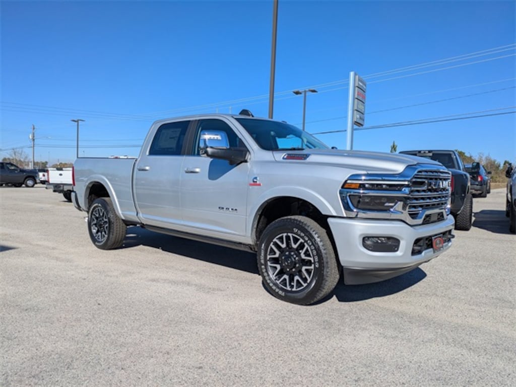 New 2026 Ram 2500 LIMITED LONGHORN CREW CAB 4X4 6'4 BOX Pickup