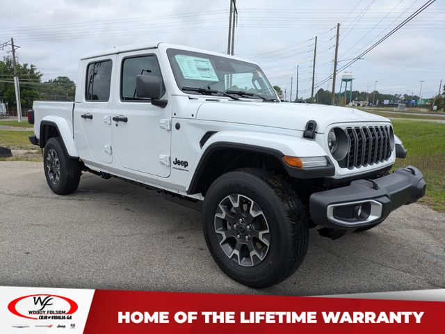 2026 Jeep Gladiator Sahara Auto's photo