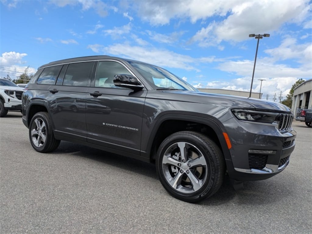 New 2025 Jeep Grand Cherokee L LIMITED 4X4 Sport Utility