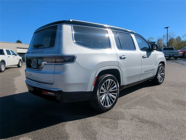 2024 Jeep Grand Wagoneer III photo 4