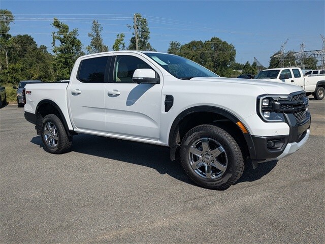 2024 Ford Ranger Lariat photo 2