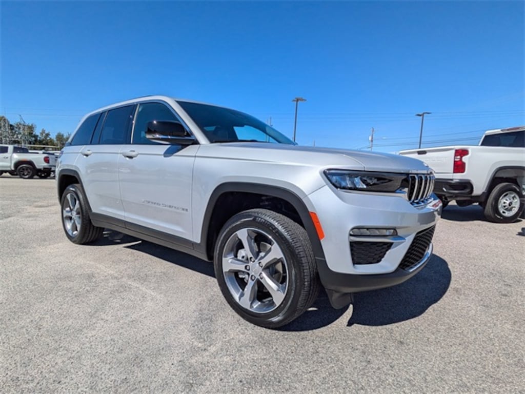 New 2025 Jeep Grand Cherokee LIMITED 4X4 Sport Utility